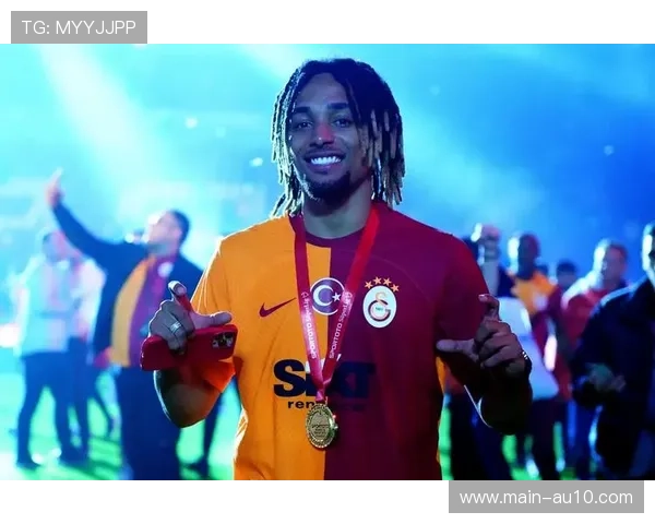 加拉塔萨雷有意AC米兰中场福法纳,球员倾向留队 加拉塔萨雷有意AC米兰中场福法纳,球员倾向留队