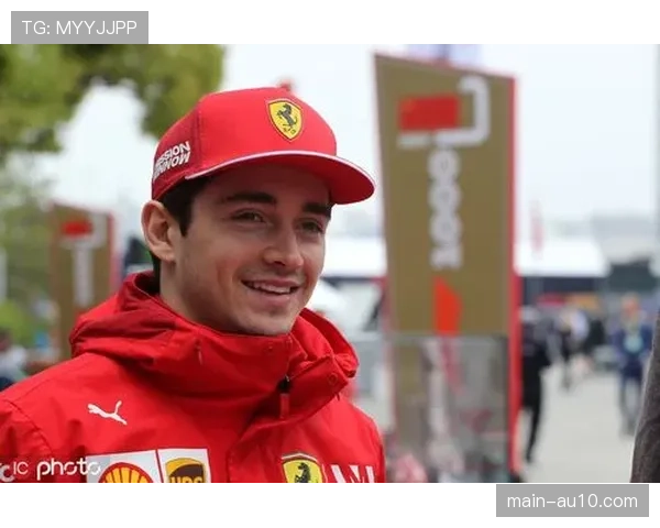 伊莫拉围场，汉密尔顿与塞巴斯蒂安·维特尔畅谈环保项目进展